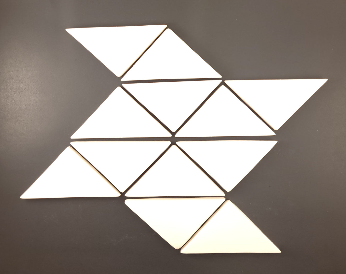3x4 Isosceles Triangle Per Square Foot (32 Tiles)