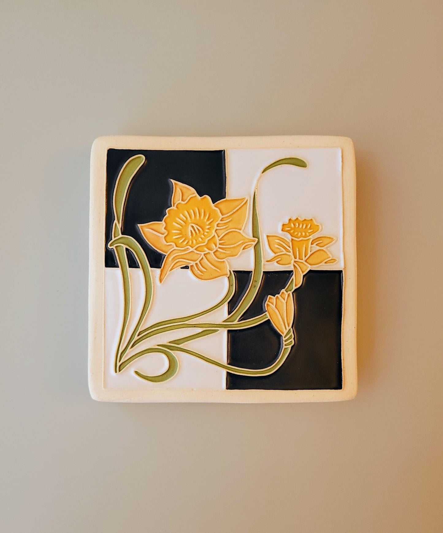 Daffodil Tile, Handmade 4x4 ceramic art tile