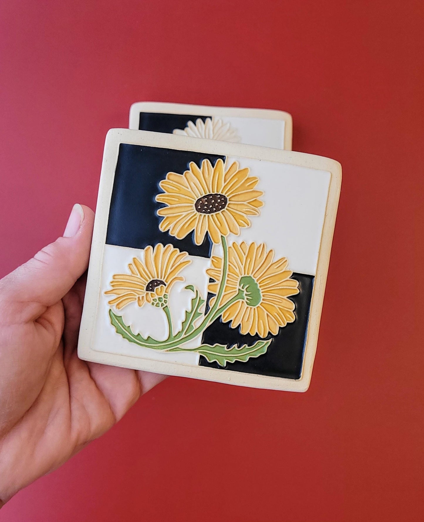 Daisy Tile, Handmade ceramic art tile