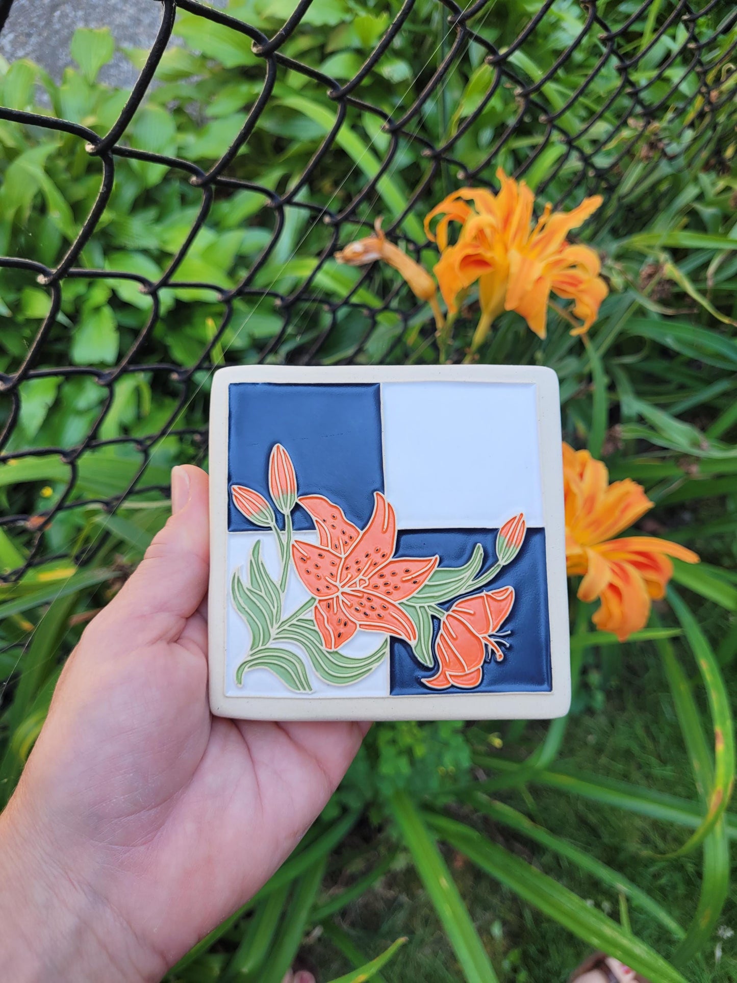 Day Lilly Flower Tile, Handmade 4x4 ceramic art tile